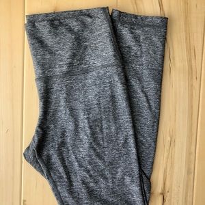 Lululemon Wunder Under Size 6